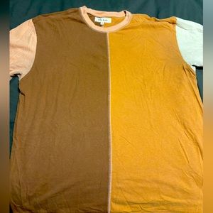 pacsun xl split color shirt